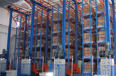 航空運輸公司對外貿(mào)易的增長使國內(nèi)運輸業(yè)迅速發(fā)展